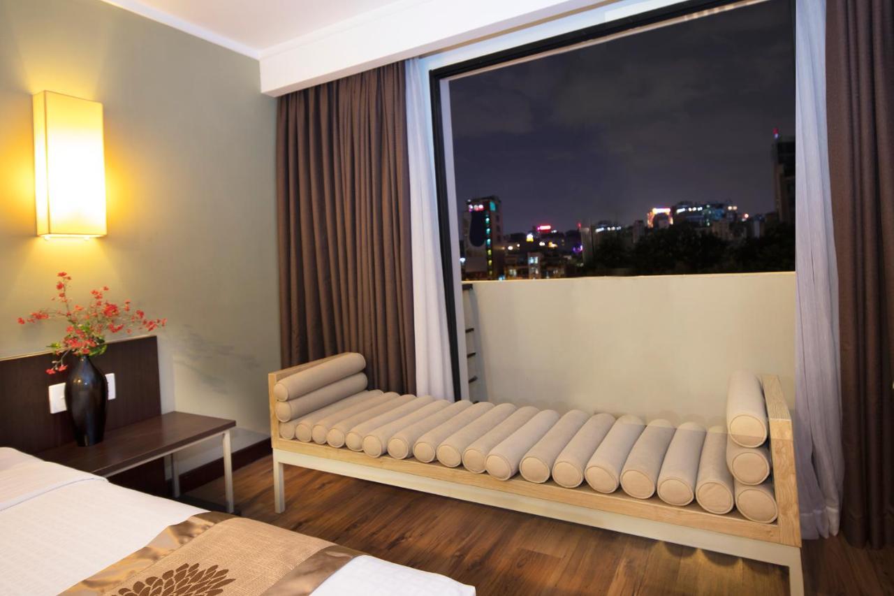 Vien Dong Hotel - Near Bui Vien Walking Street Cidade de Ho Chi Minh Exterior foto