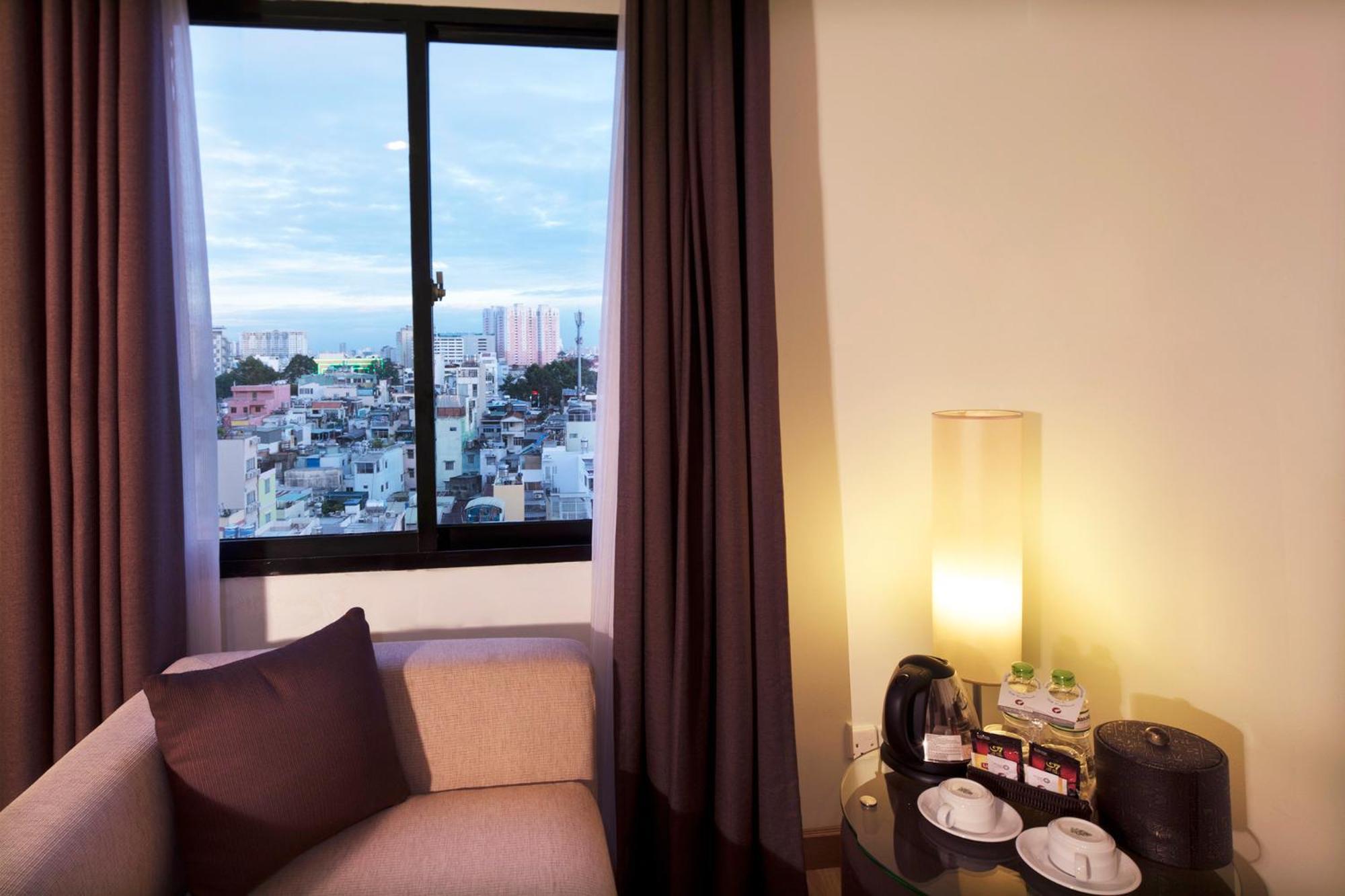 Vien Dong Hotel - Near Bui Vien Walking Street Cidade de Ho Chi Minh Exterior foto