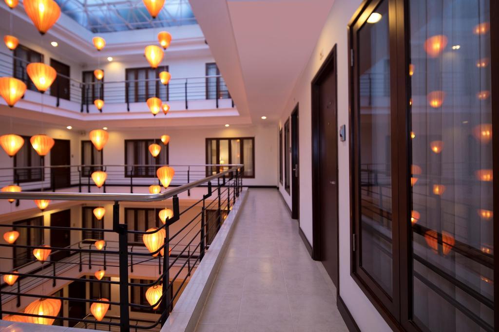 Vien Dong Hotel - Near Bui Vien Walking Street Cidade de Ho Chi Minh Exterior foto